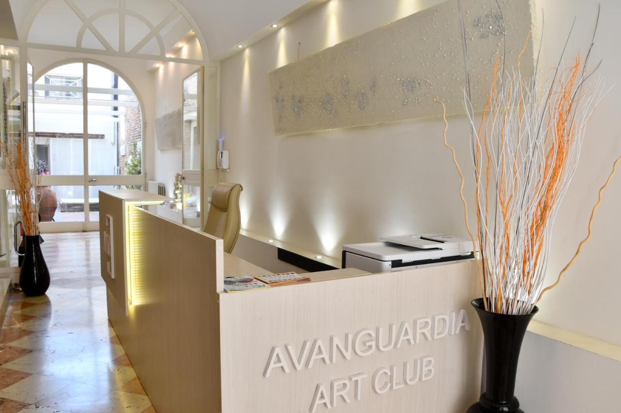 Avanguardia Art Club Quarto em Acomodações Particulares