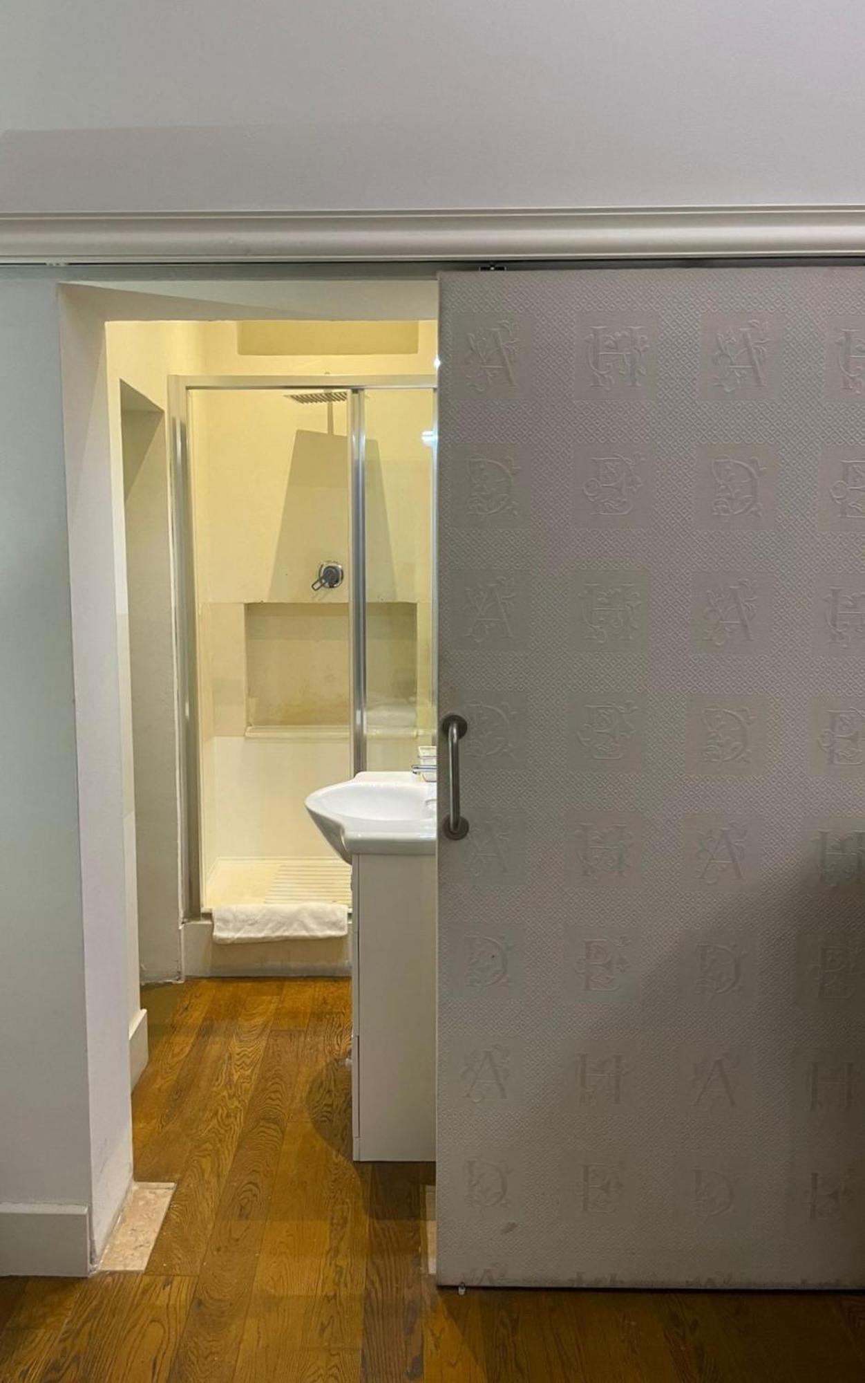 Quarto em Acomodações Particulares Avanguardia Art Club